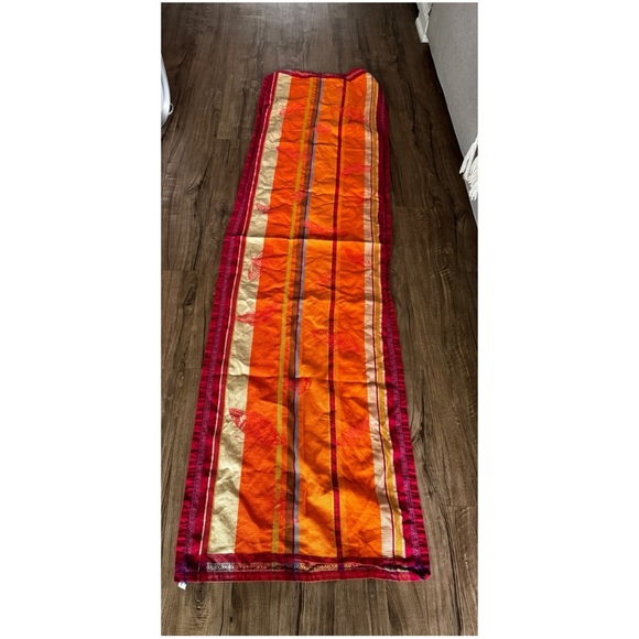 Le Jacquard Francais primrose table runner butterfly Y2K great condition - Picture 2 of 6